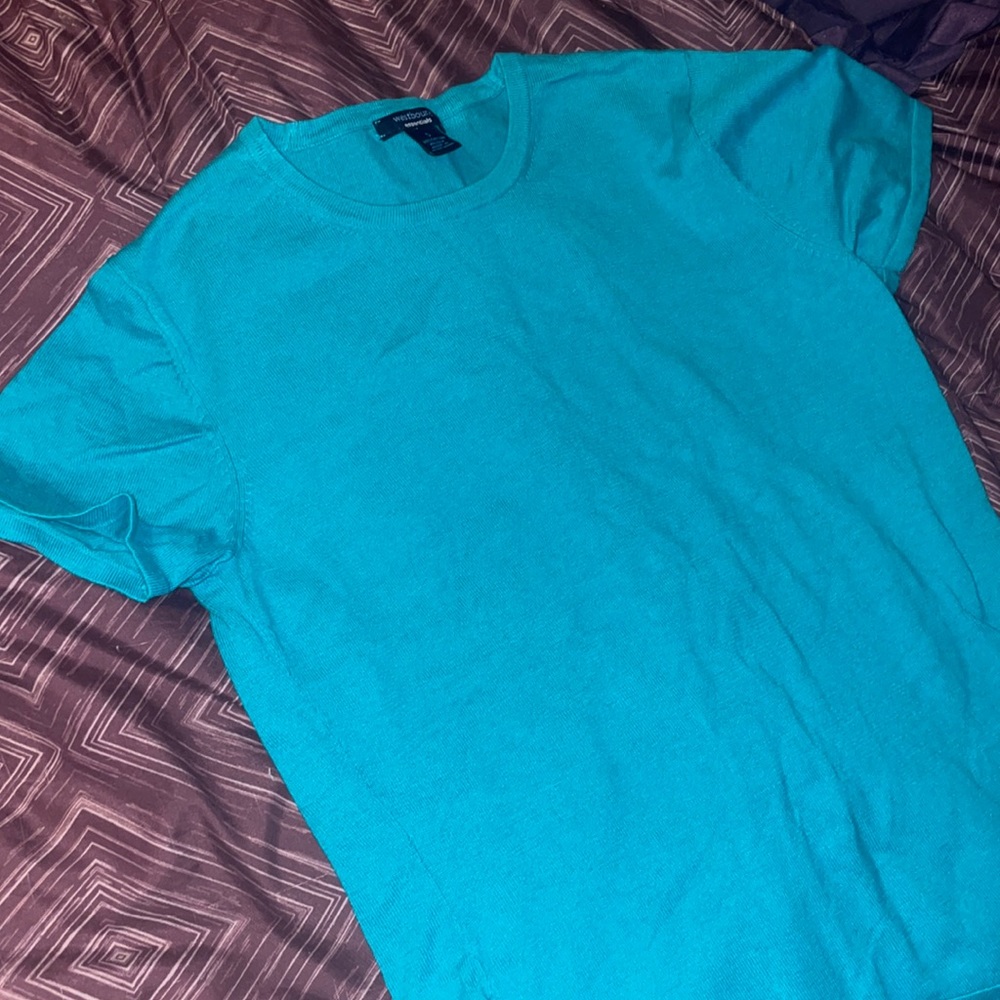 Tee - Picture 2 of 5
